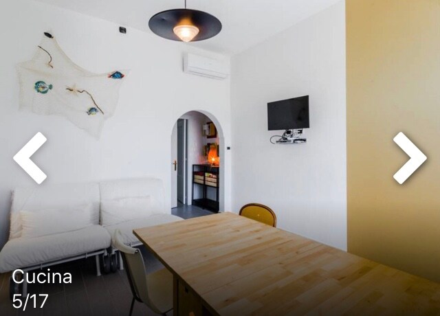 Top performing Airbnb: Window with a sea view in Ortona