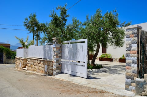 Villa with pool Alcamo Marina