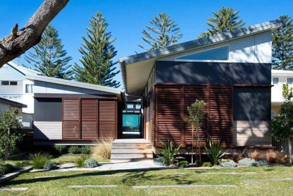 Welcome to Pavilions on the Beach at Patonga