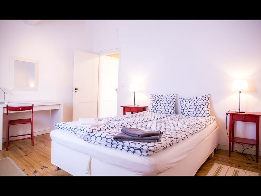 Guest room