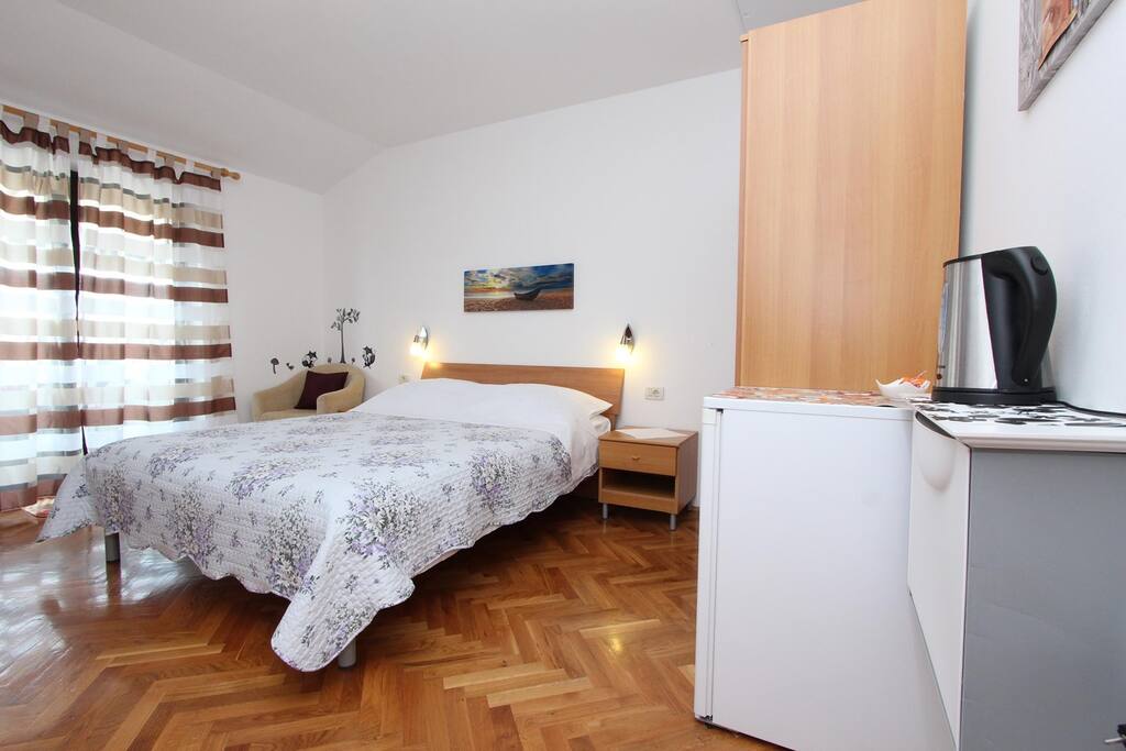 Lea Rovinj villa apartmani hotel sobe appartamenti