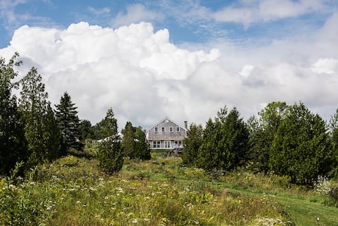 Top Airbnb: Antique Barn Apartment at Salt Water Farm in Maine Rural
