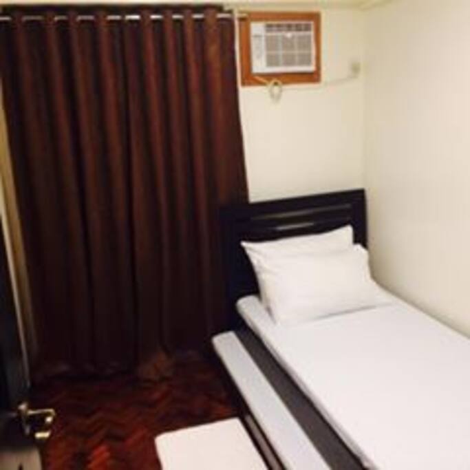 Second Bedroom - Single w/ Pull-out Bed.