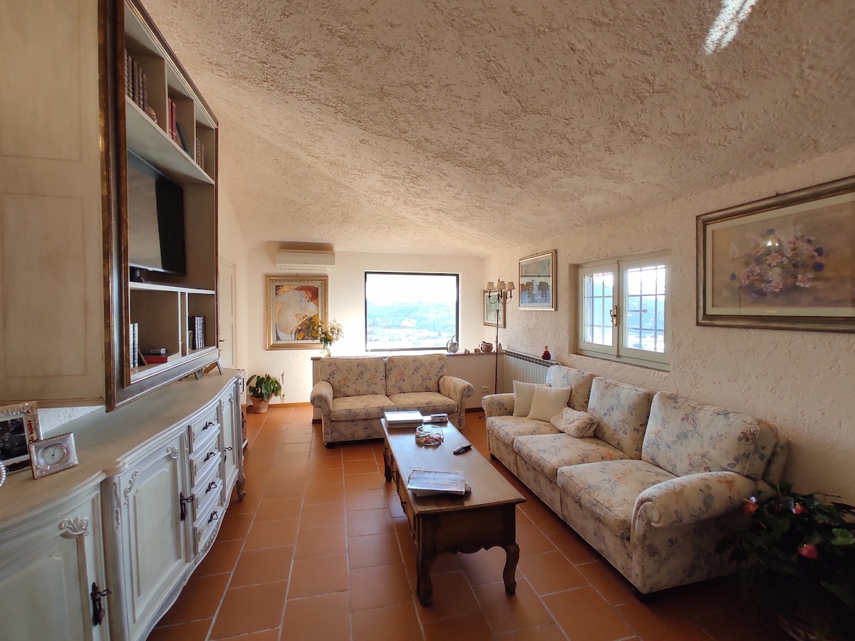 Top Airbnb: la tana del geco, country house a Massarosa