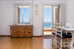 APARTMENT+WITH+SEA+VIEW+%26+FREE+WIFI