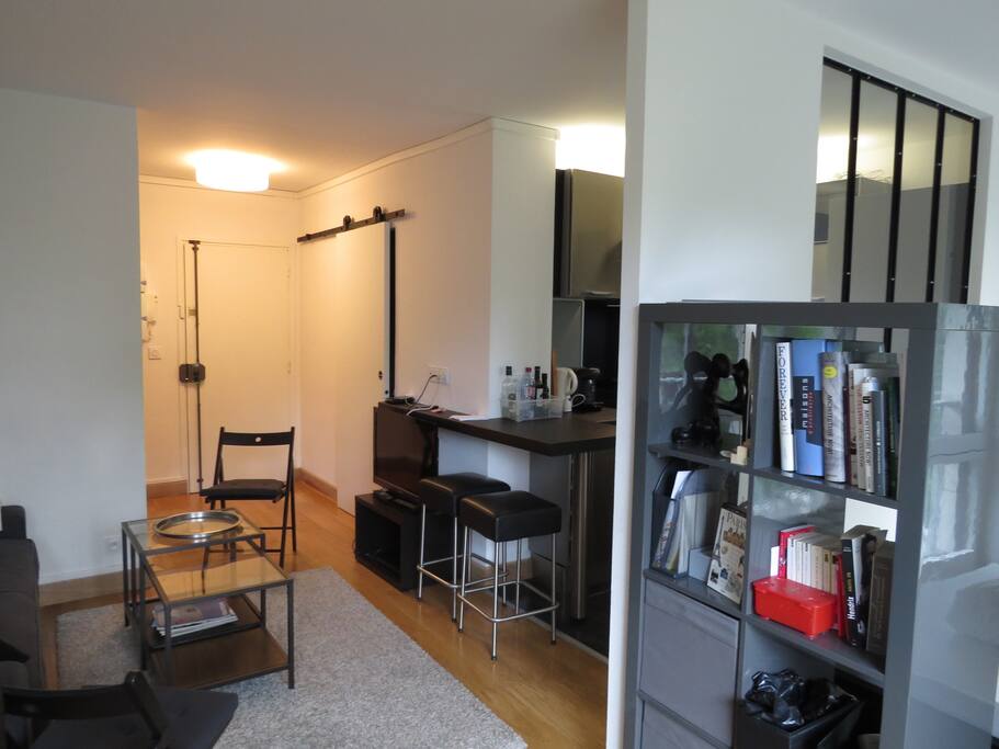 Overview of the living room