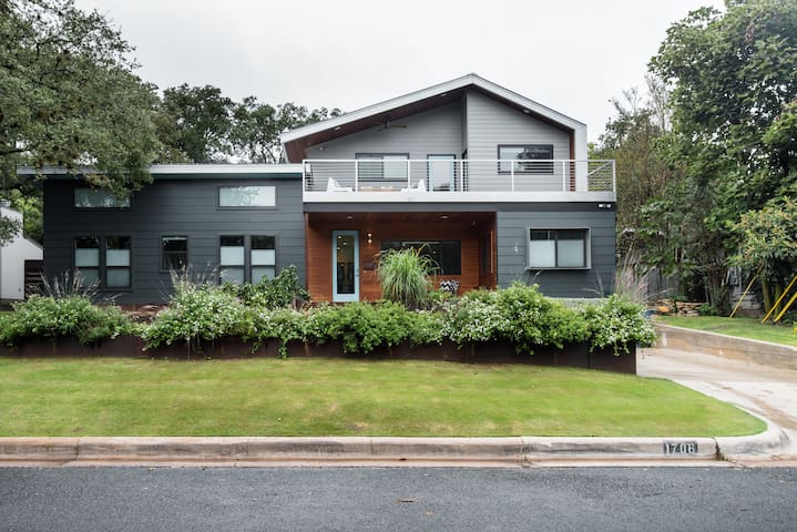 Designer Home Built for Entertaining