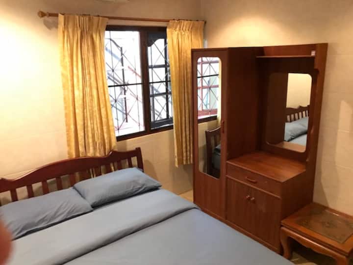 ห้องนอนชั้นล่าง (2)