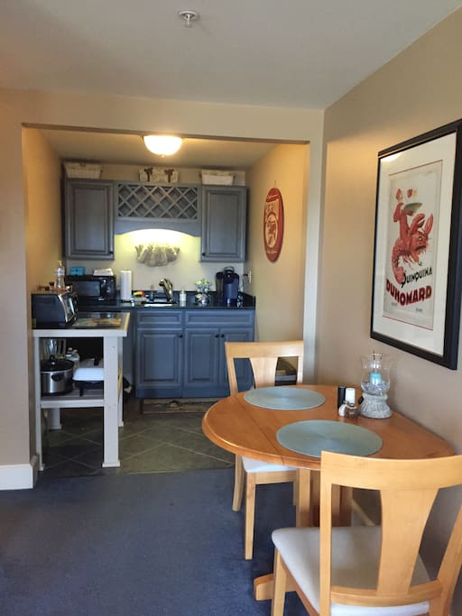 Kitchenette full service except a stove