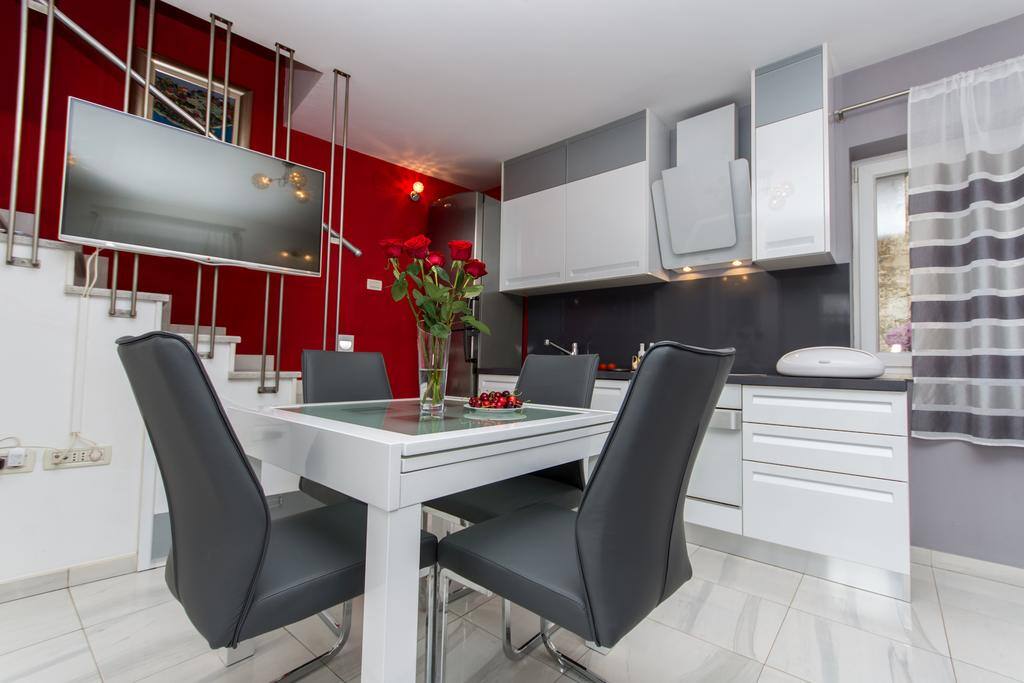 Kitchen and dinning area