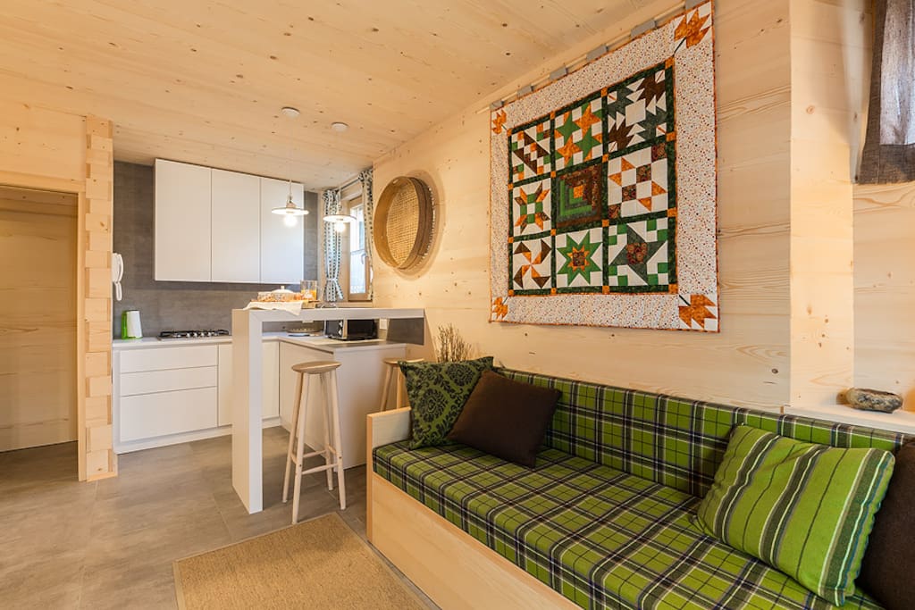 Soggiorno cucina e divano - Living room