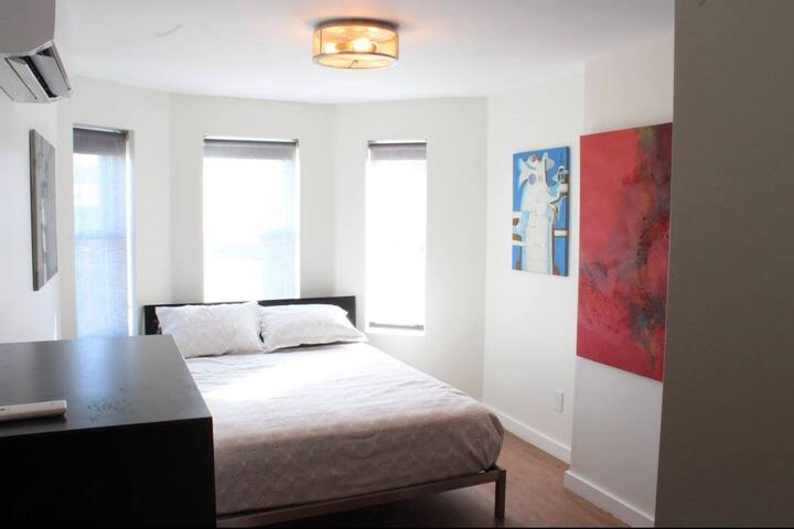 Beautiful Brooklyn Brownstone Production Space gallery image 5