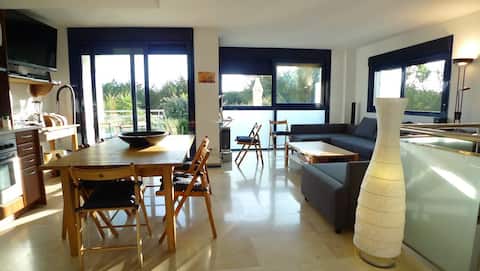 Airbnb con mejor rendimiento: Beachfront apartment in Es Pujols en Formentera