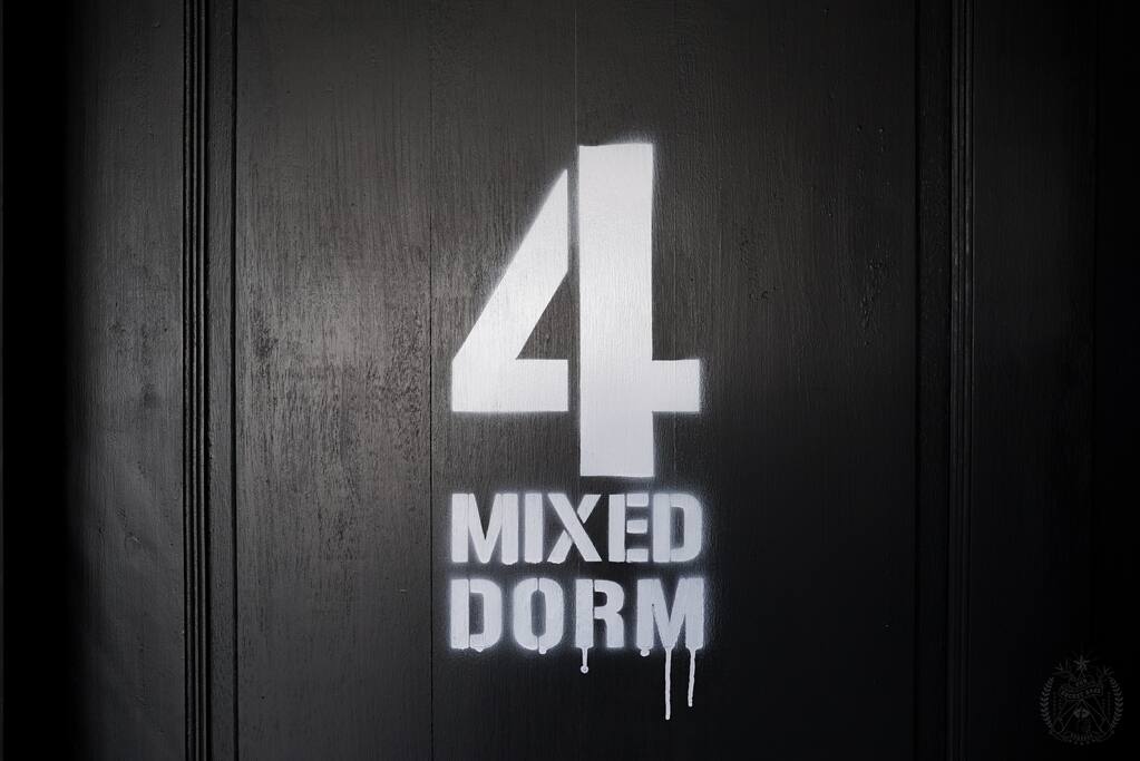 4F Mixed Dorm