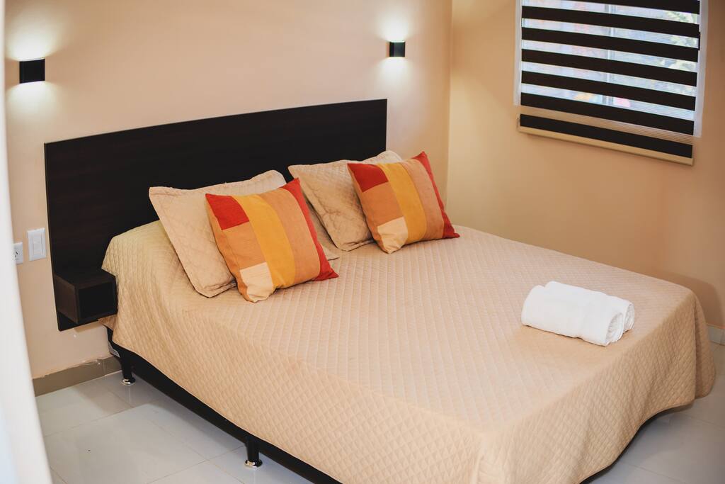 Cama matrimonial