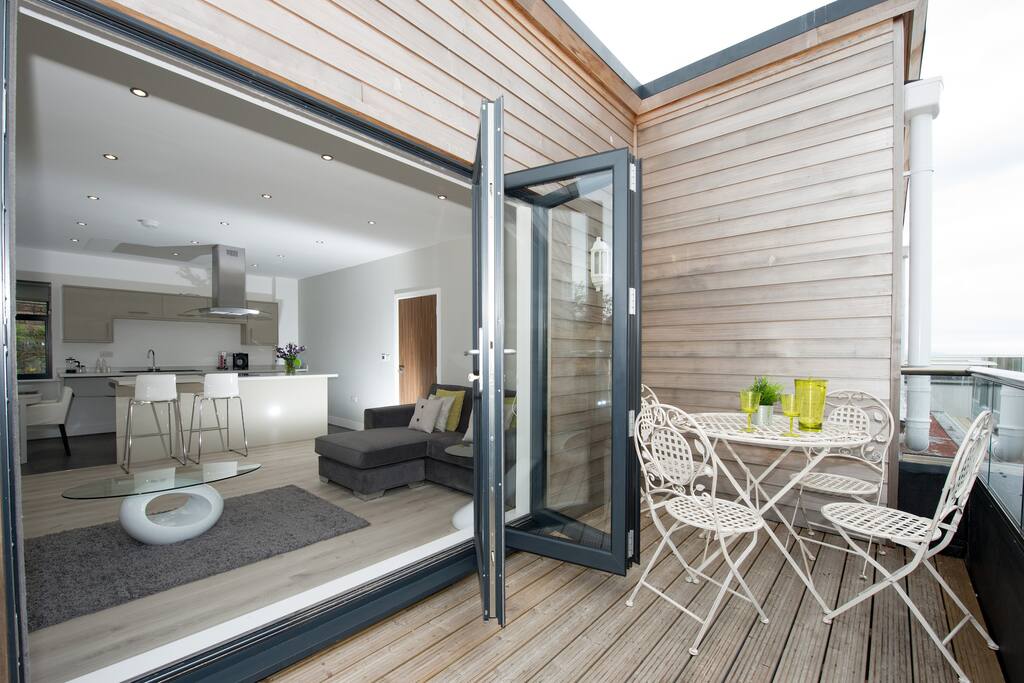 Minimalist Bardywell Heights Serviced Apartments with Simple Decor