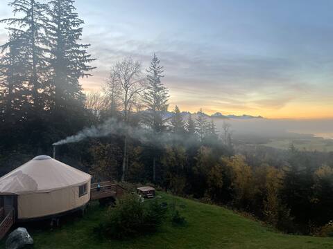 3 bedroom yurt with amazing view
