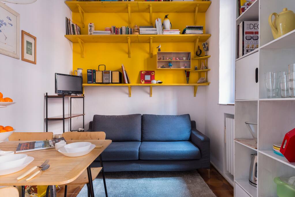 The living room & the kitchen (the dining table)