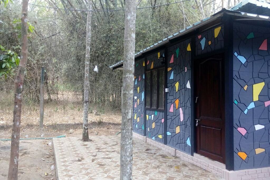 Eight bedded cottage with Jungle View