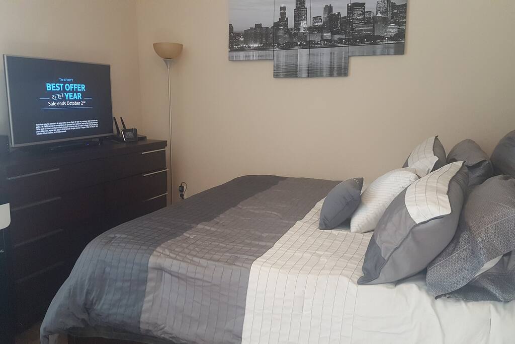 TV in room with basic cable
