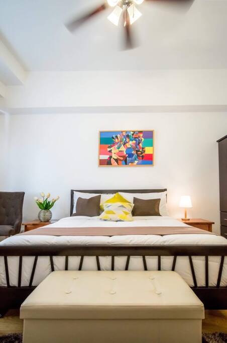 Queen size bed