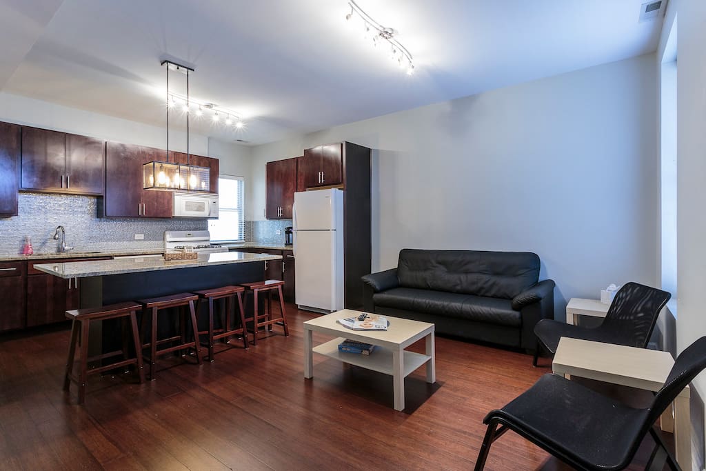 Open Living Room - Cook and Relax
