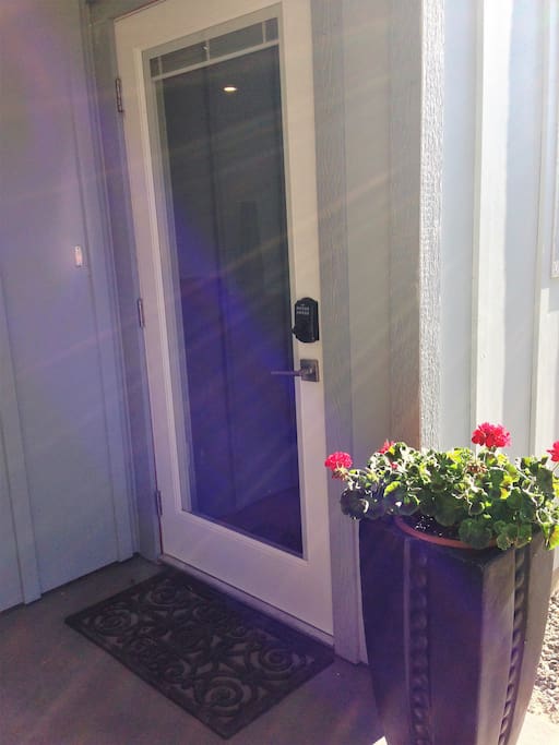 Your own entrance with electronic lock.