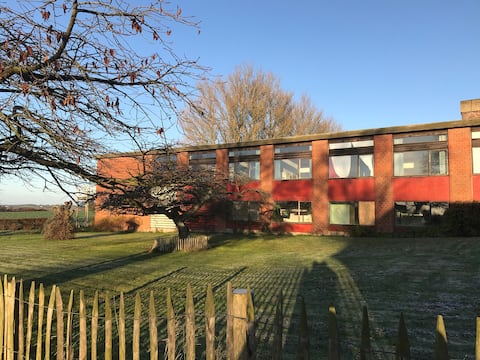 Adventurous and spacious house with ocean views.