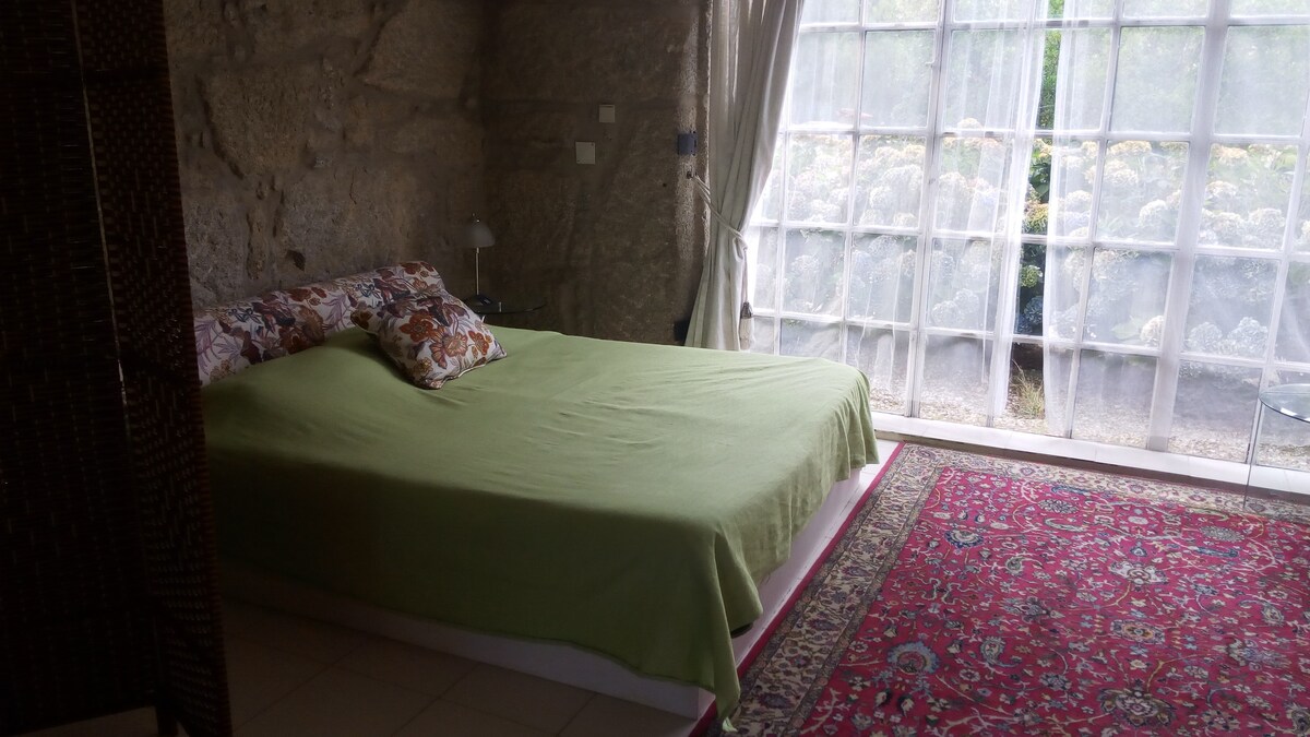 Arcturus, manželská posteľ