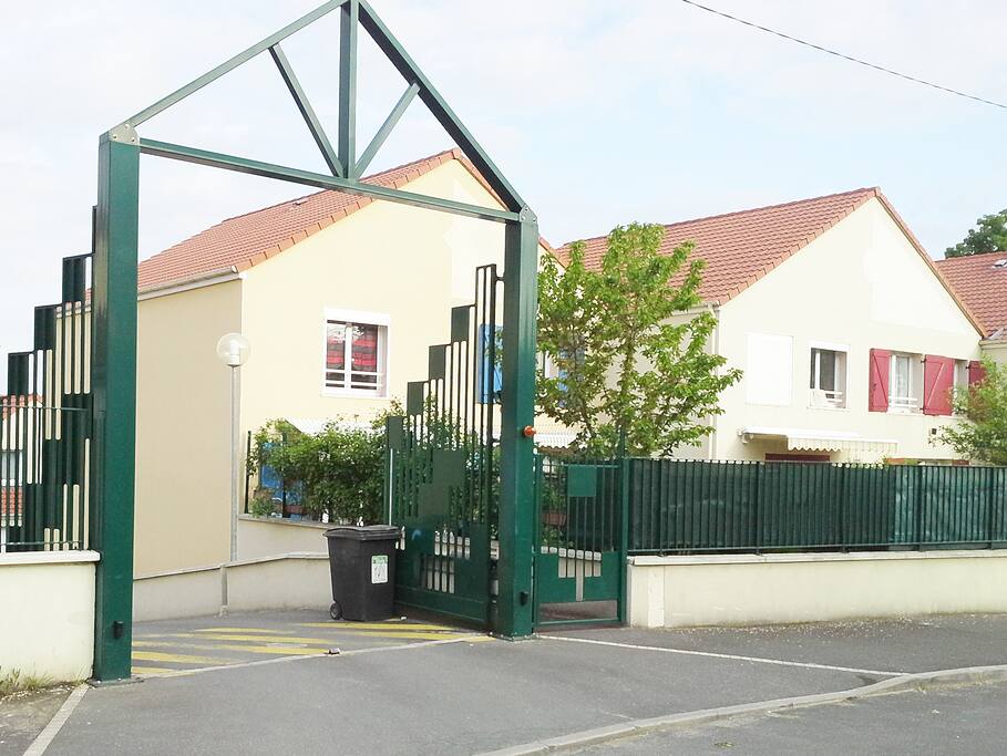 maison vue de l'extérieur