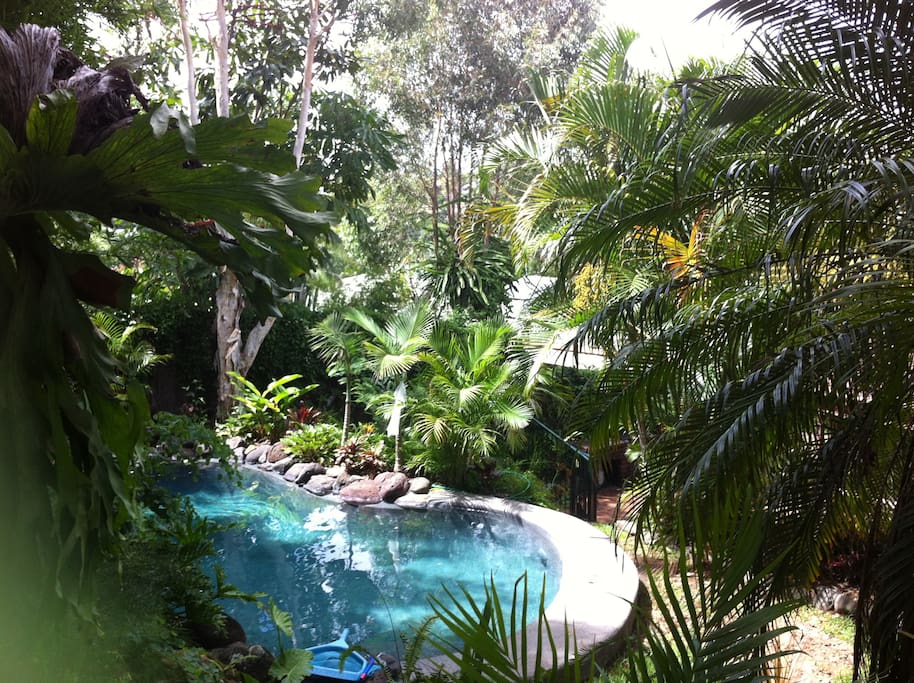 Cool private pool with pergola to chill out on hot days