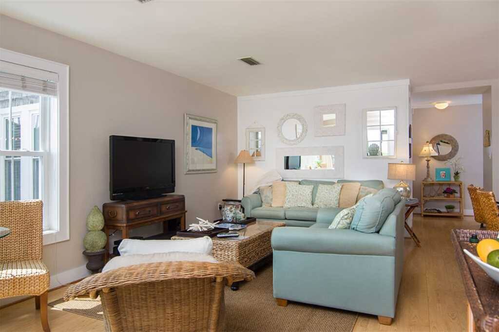 SC02: Sand Flee | Living Area