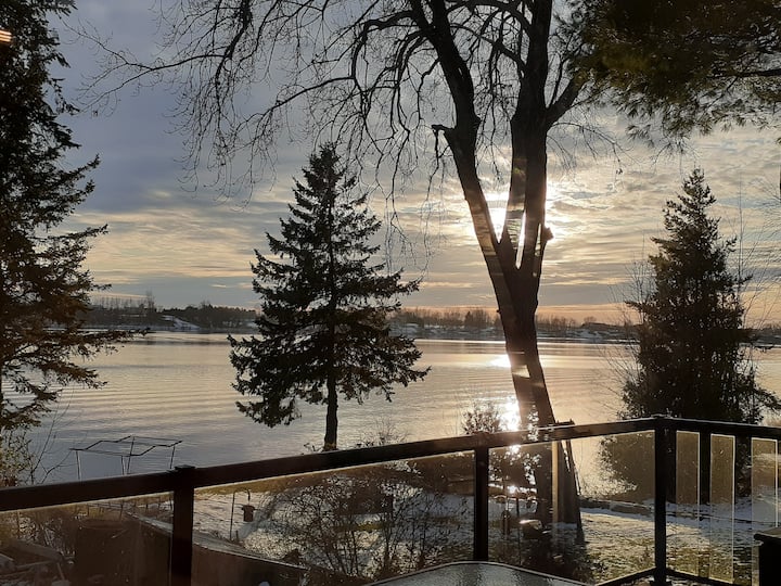 Alfred and Vacation Rentals & Homes Canada Airbnb