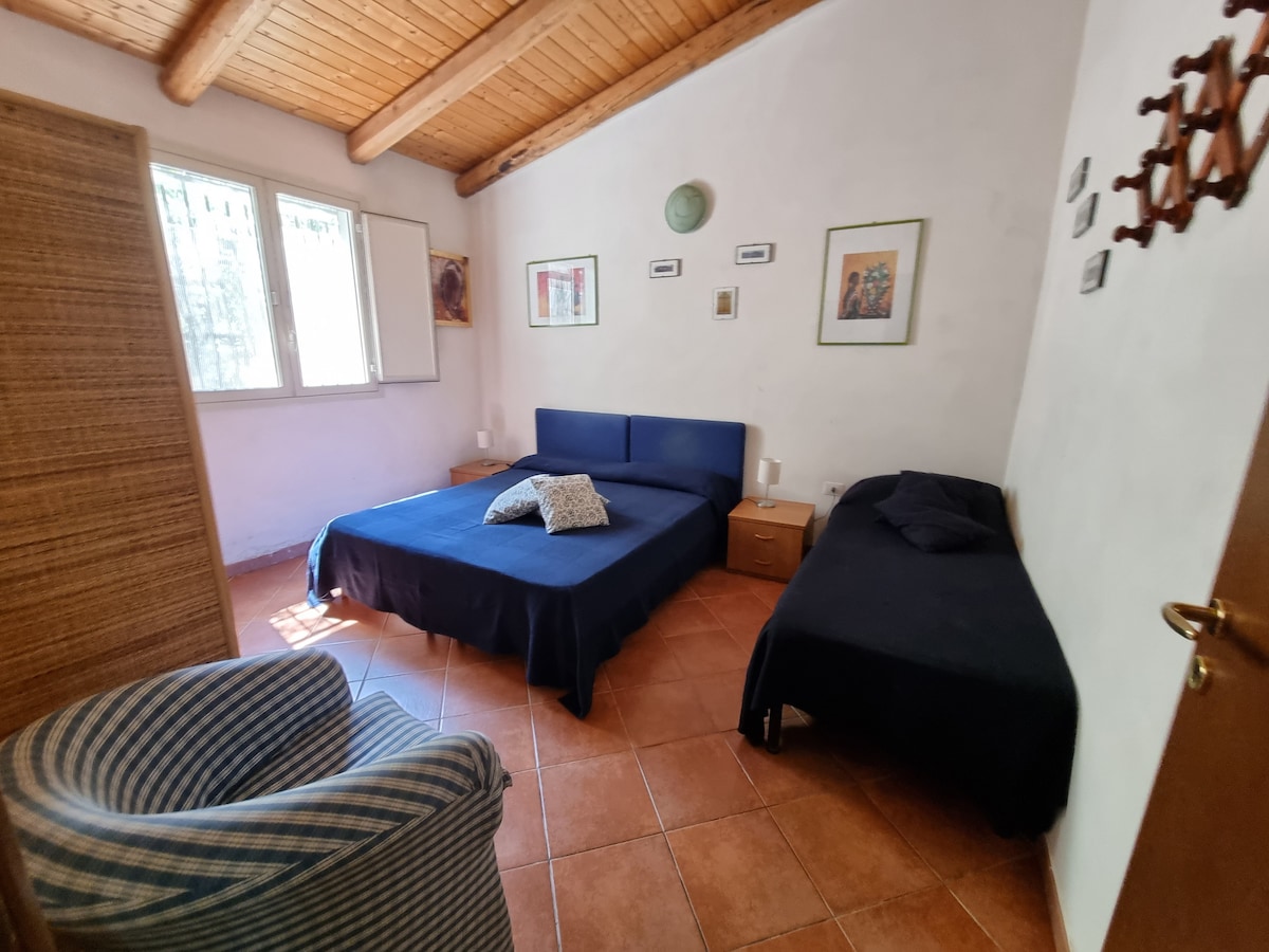 საძინებელი 2