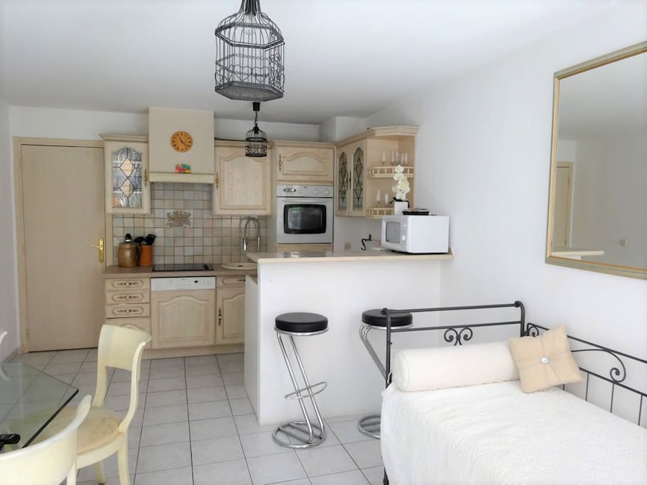 Open plan kitchen lounge