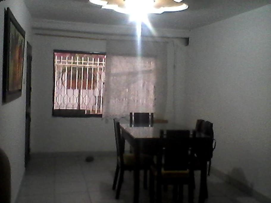 Comedor amplio, para compartir.