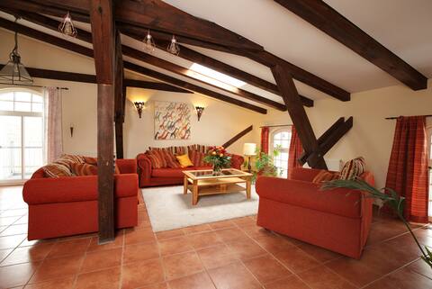 Beautiful apartment at the castle "der Pferdestall"