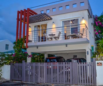 Simpson Bay Beach Apartment. Roof deck. Ocean View