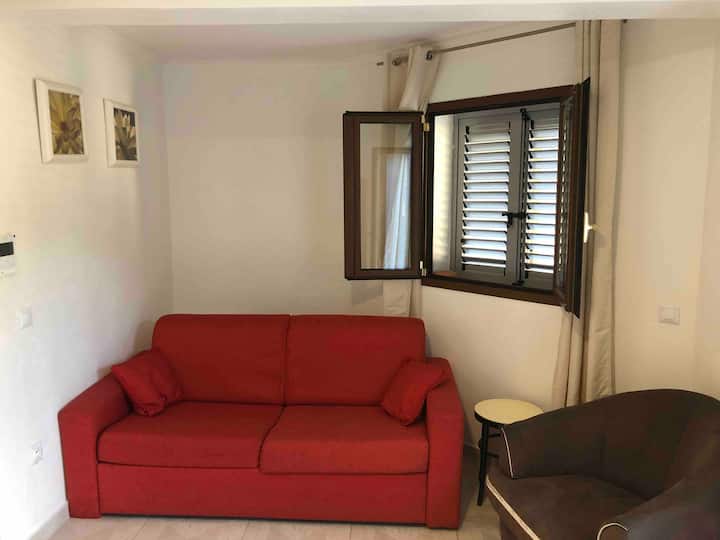 Appartement Dans Une Maison Mitoyenne à Menton - Menton