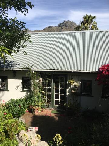 Dairy Cottage on Historic Farm gallery image 4
