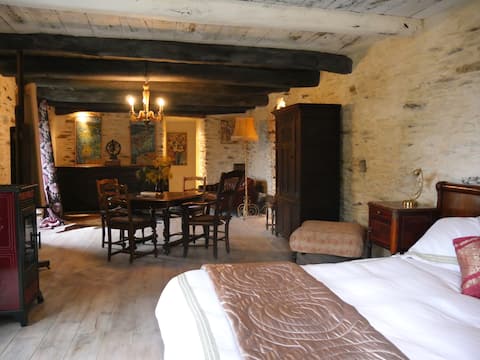 Master's suite in the heart of the Cevennes