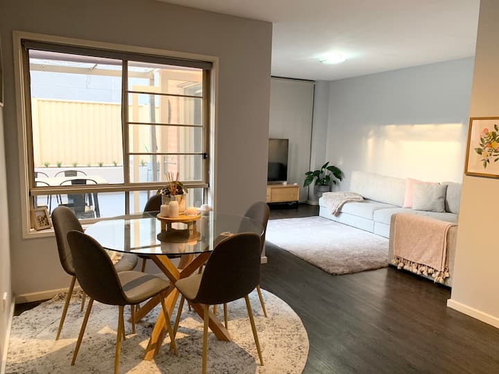 Canberra Holiday Rentals & Homes Australian Capital Territory