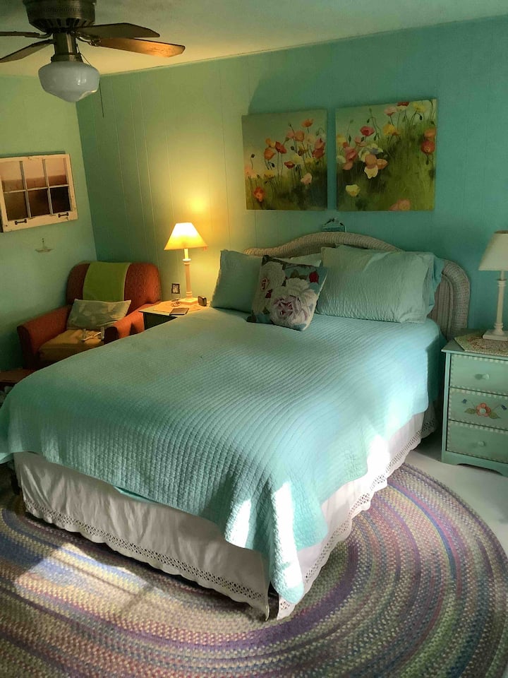 Spavaća soba iza kuće 