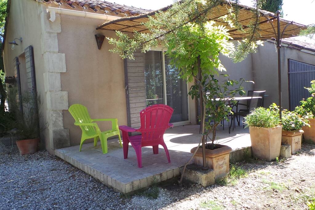 terrasse avec BBQ electrique weber