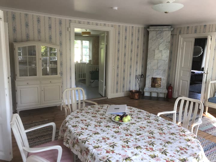Villa By The Lake Close To The City. - Nacka