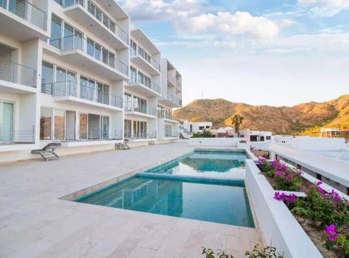 Modern & confortable condo with great Cabo views Apartments for Rent