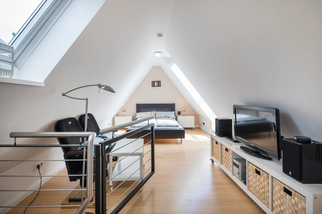 Das Schlaf- und Wohnzimmer