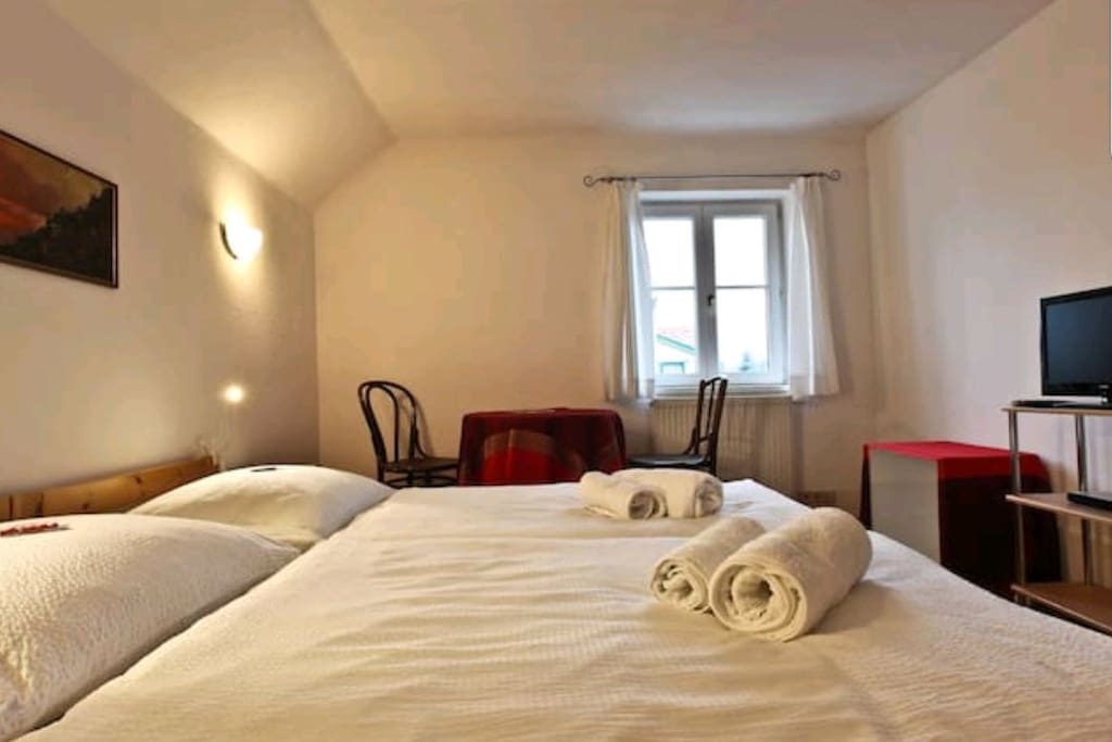 Room MOZART