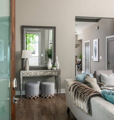 Rooftop Harmony gallery image 4