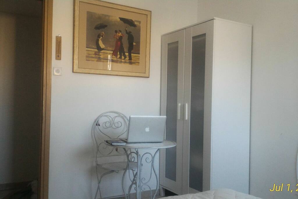 A private place for studying in the room